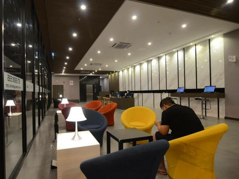 The Leverage Business hotel  Johor Bahru Exterior foto